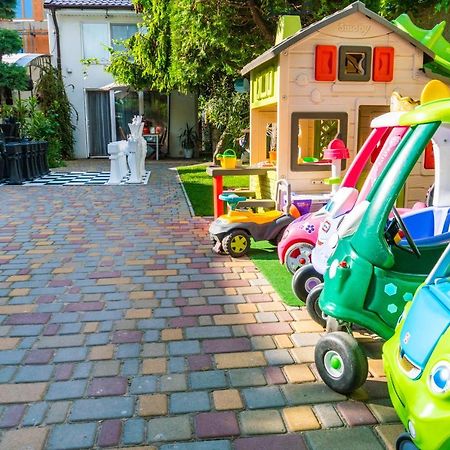 Guest House Butterfly Wing オデッサ エクステリア 写真