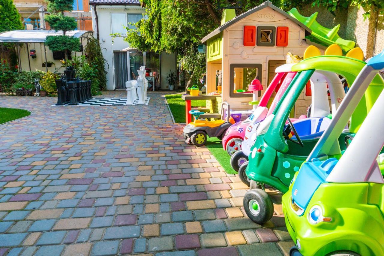 Guest House Butterfly Wing オデッサ エクステリア 写真